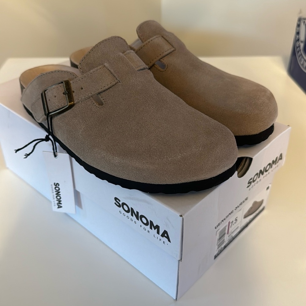 Sonoma clogs 7.5 new
